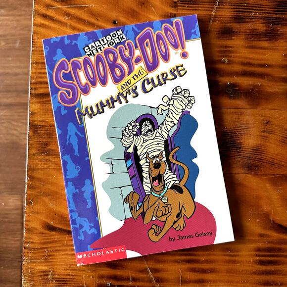 Vintage 1998 Scooby-Doo! & The Mummy's Curse Paperback Chapter Book - Picture 1 of 8